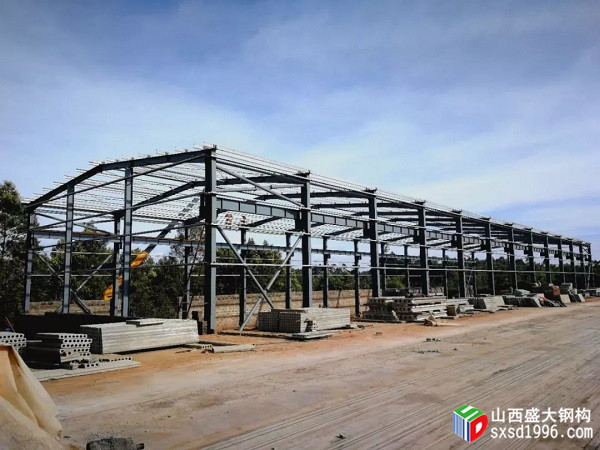 鋼結(jié)構(gòu)廠(chǎng)房建筑